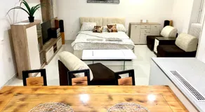 Apartment on a river avenue - Image 2