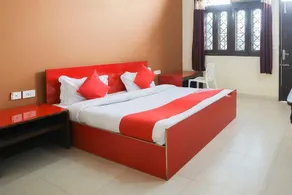 OYO 69626 City Center Cottage - Image 3