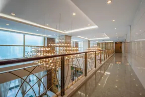 New Land Hotel - Image 4