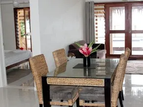 Vanuatu Beachfront Apartments - Image 4