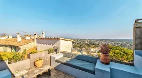 TOWNHOUSE MOUGINS in the old village, fantastic view, sea and mountains - Image 2