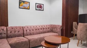 Cedarwood Apartments - Image 4