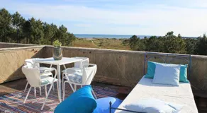 Sea House - Image 2