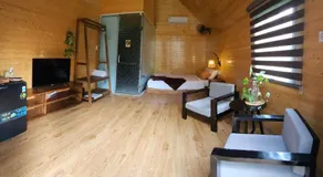 Winhouse Villa - Image 2