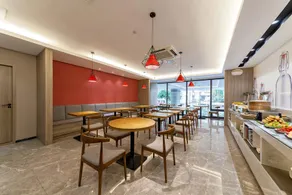 Starway Hotel (xiamen zhongshan road) - Image 4