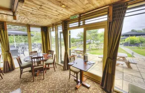 The Narrowboat Inn at Weedon - Image 3