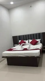 Hotel Hidden Stay - Image 1