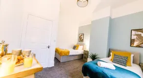 3Bed Cottage - WiFi & Parking - Perfect for Contractors - Image 2