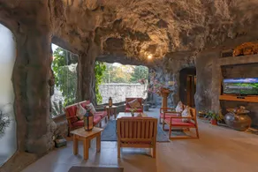 Bellmont Caves Resort and Spa, Corbett - Image 2