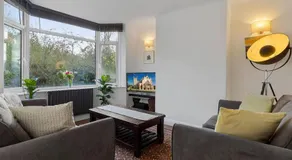 Exeter Heights - Short Stays UK Ltd - Image 2