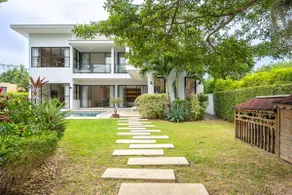 V212 One Of The Most Beautiful Villa In Phuket - Image 5
