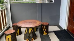 Kayz Villa Batu dengan Kolam Renang Pribadi - Image 4