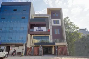 Hotel Black Rose Near Rithala Metro Station - Image 2