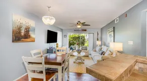 Ground Floor 2 Bdrm King Condo Close to Beach - Image 3