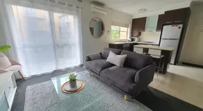 North Melbourne Retreat - Image 2