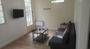 Petite maison avec jardin - Image 5