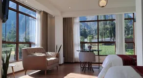 Florez de la Villa Apartments & Suites - Image 2