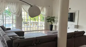 Eagles Nest Villa House AC TV WIFI Fan Luxury Modern - Image 2