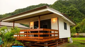 Teahupo'o Wave Lodge - Image 3