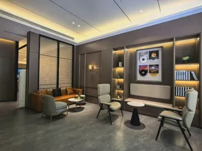 Home Inn Plus - Beijing South Railway Station Taoranting Park - Image 5
