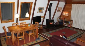 Green Leaves Cabin - Image 4