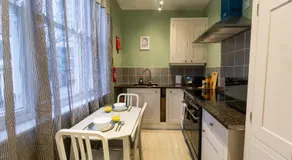 Cozy flat by Birmingham Canals & City Centre - Image 4