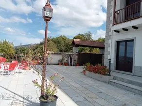 Hotel Cinco Castaños - Image 2