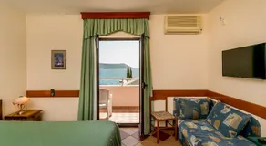 Apartments Maslina - Image 2