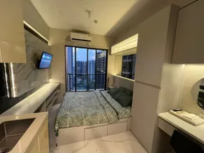 Skyhouse BSD by Kakarama Room - Image 2