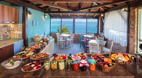 Heos Accommodation - Image 4