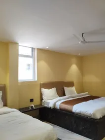 Eastland hotel - Image 3