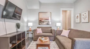 The Clearview Hideaway - Cozy - Image 2