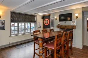 Balfour Arms - Image 5