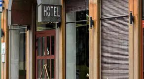 Chesterfield Hotel - Image 5