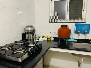 Independent 1BHK Apartment - Image 5