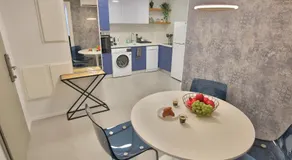 Cozy and stylish 1-bedroom apartment - Image 2