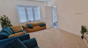 Brand new Entire 4-bed House in Peterborough - Image 2
