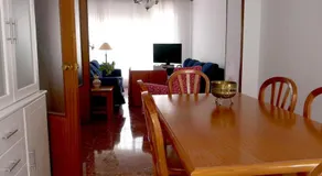 Casa Soleada Calle Tranquila Junto a FIBES - Image 5