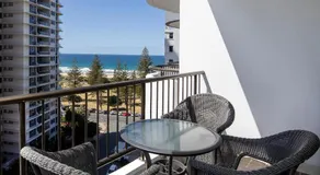 Pacific Resort Broadbeach - Image 3