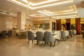 Huating Hotel - Image 4