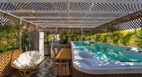 South Star Suites - Image 3