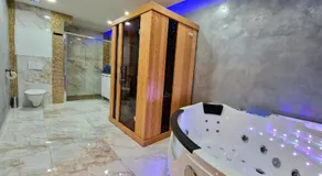 Wellness Gold apartment with Private SAUNA - Image 3