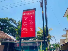RedDoorz near Lippo Mall Yogyakarta - Image 4