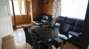 Jusdor Six bed Lovely Home in Filton - Image 2
