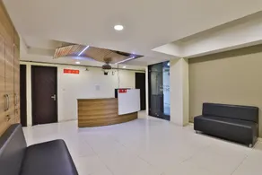 Hotel O Royal Inn - Image 5