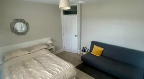 Ashley Guesthouse - Image 2