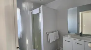 Gardena Court Motel - Image 2
