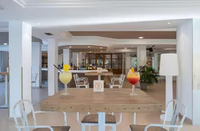 Hotel Vistamar by Pierre & Vacances - Image 5