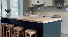 Converted Victorian Coach House with Hot Tub - Image 5