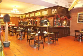 International Financial Hotel - Image 4